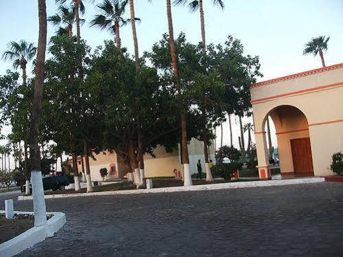 Desert Inn Loreto Loreto  Exteriör bild
